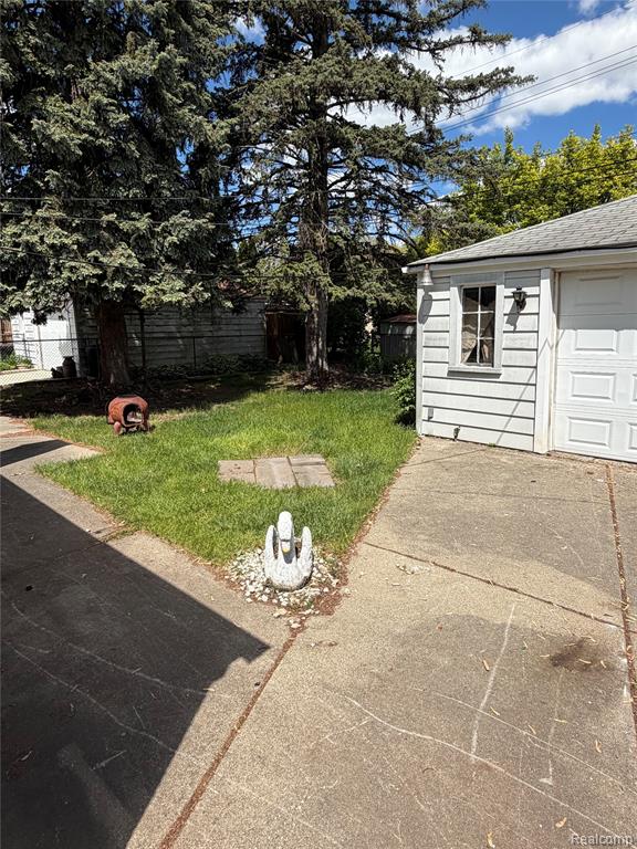 1716 Myron Avenue, Lincoln Park, MI 48146 — Photo 3