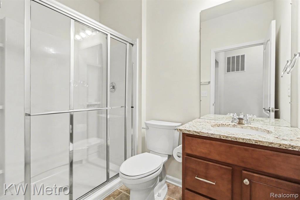 27134 Manistee Lane, Flat Rock, MI 48134 — Photo 19