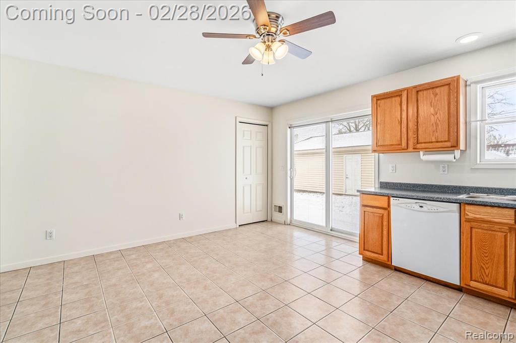 795 N Parent Street, Westland, MI — Photo 15