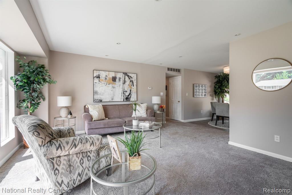 40960 MOORINGSIDE, Novi, MI — Photo 4