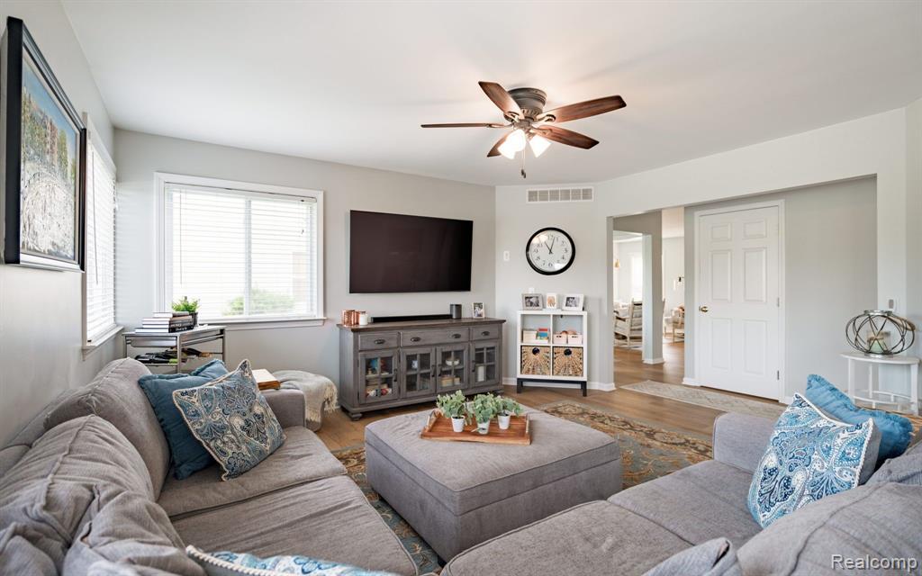 1770 SAVANNAH Lane, Ypsilanti, MI 48198 — Photo 18