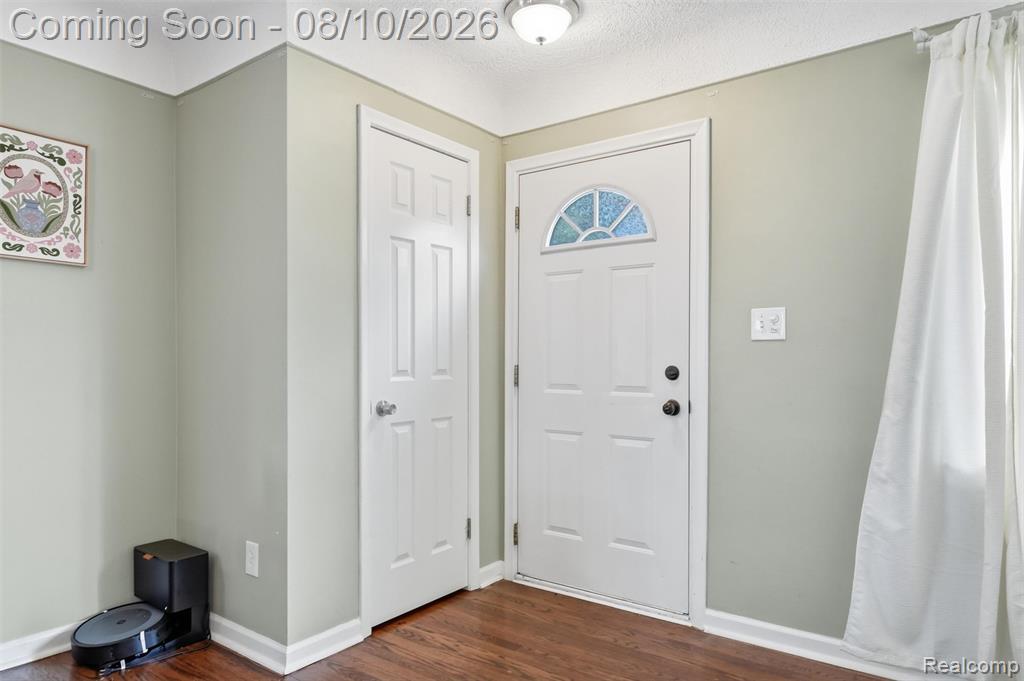 Photo 6