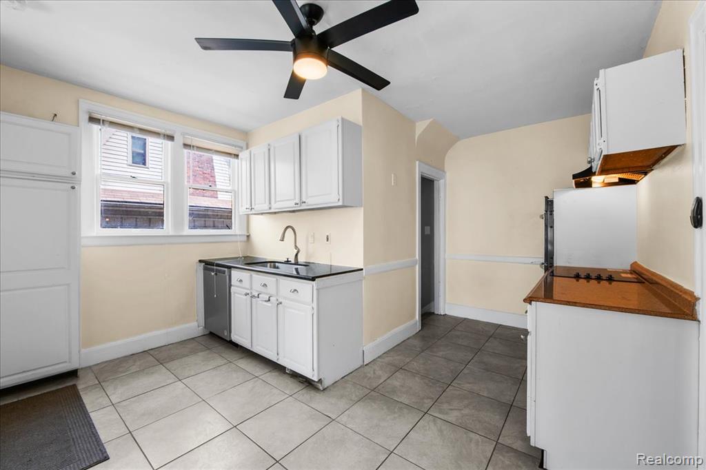 15323 Stahelin Avenue, Detroit, MI 48223 — Photo 11