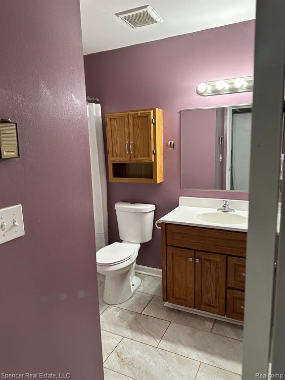 1800 COLONIAL VILLAGE Way, 3, Waterford, MI 48328 — Photo 30