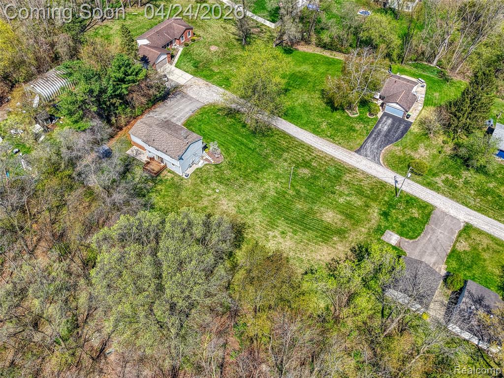 6056 Superior Drive, Brighton, MI 48116 — Photo 7