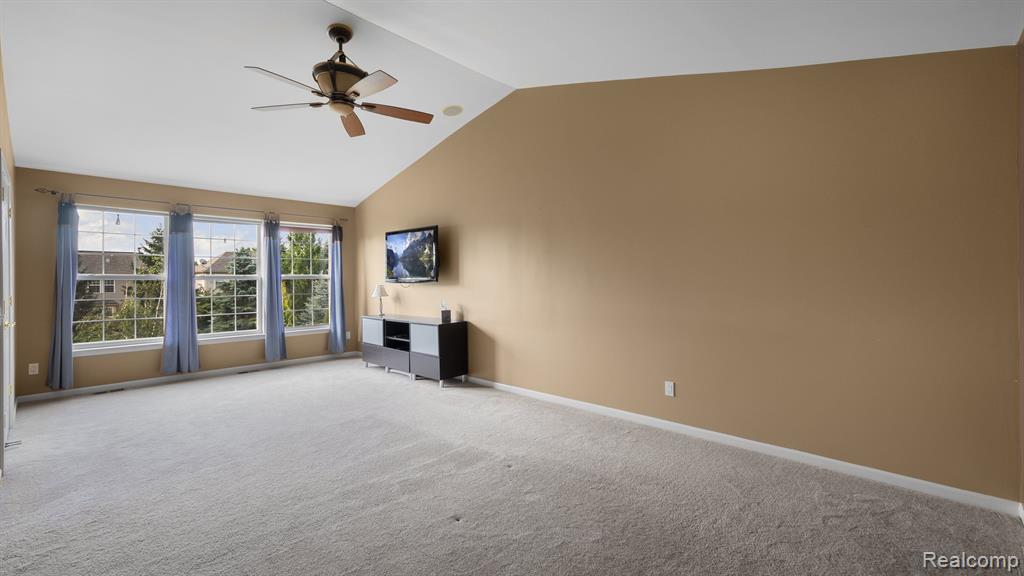 7164 MILLROCK Avenue, Shelby Twp, MI 48317 — Photo 11