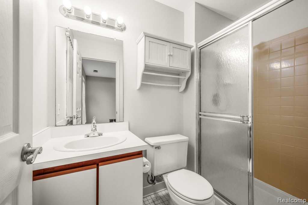 42538 Lilley Pointe Drive, 57, Canton, MI 48187 — Photo 18