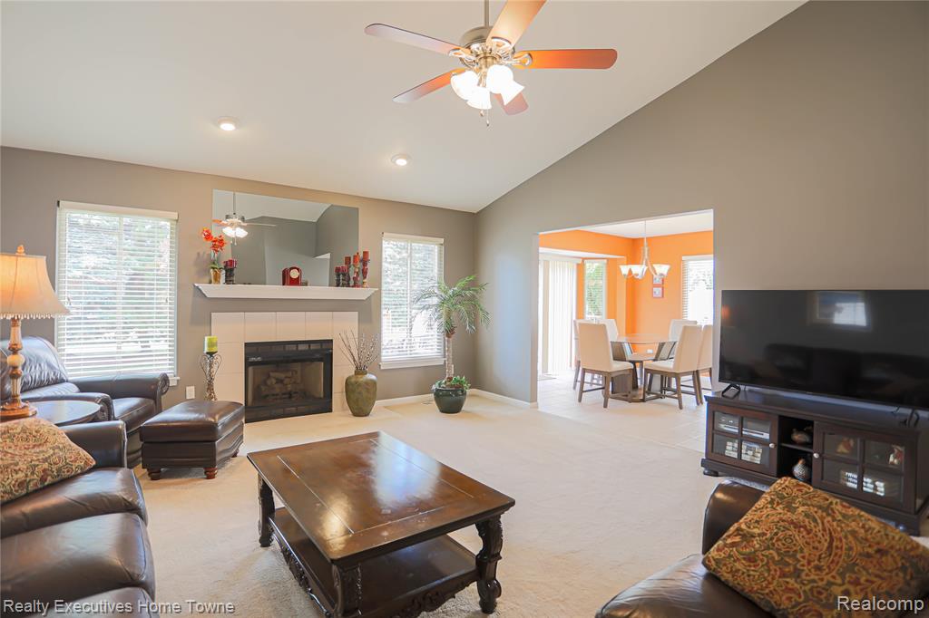 50315 Alden Drive, Macomb, MI 48044 — Photo 19