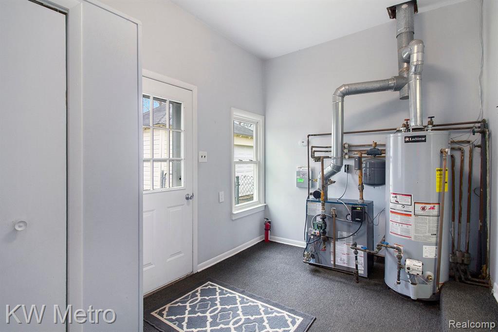 4644 ROCHESTER Road, Royal Oak, MI 48073 — Photo 13