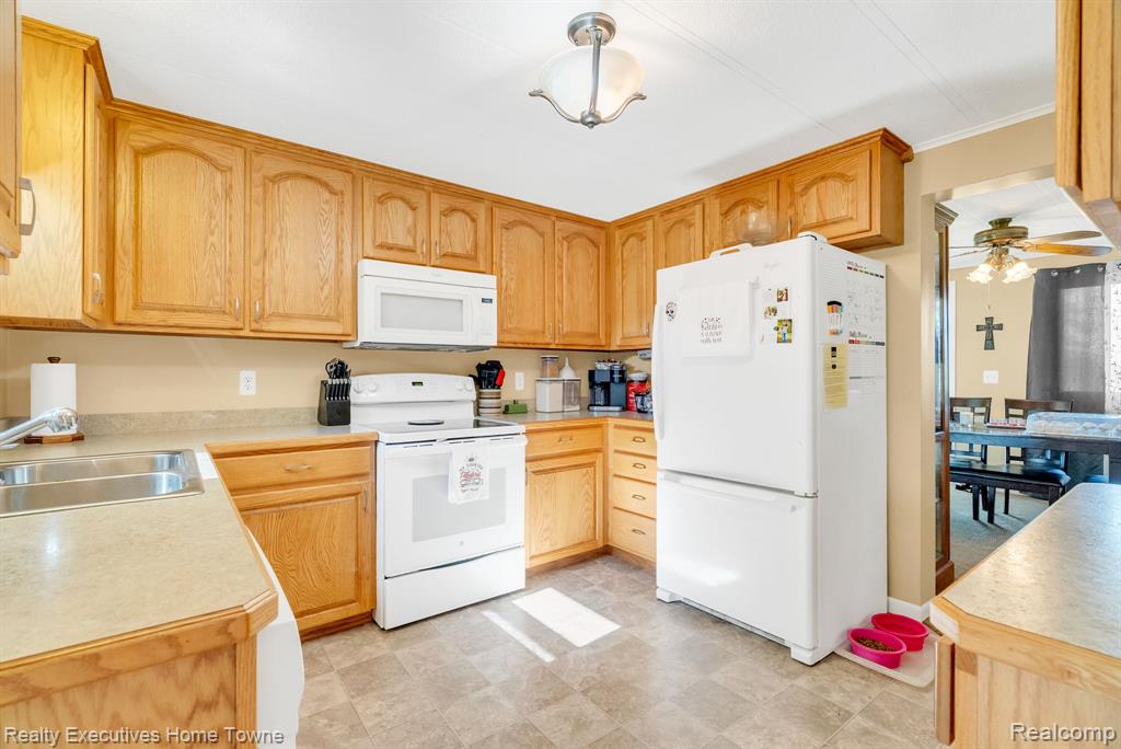 3889 Wadhams Road, Clyde, MI 48049 — Photo 16