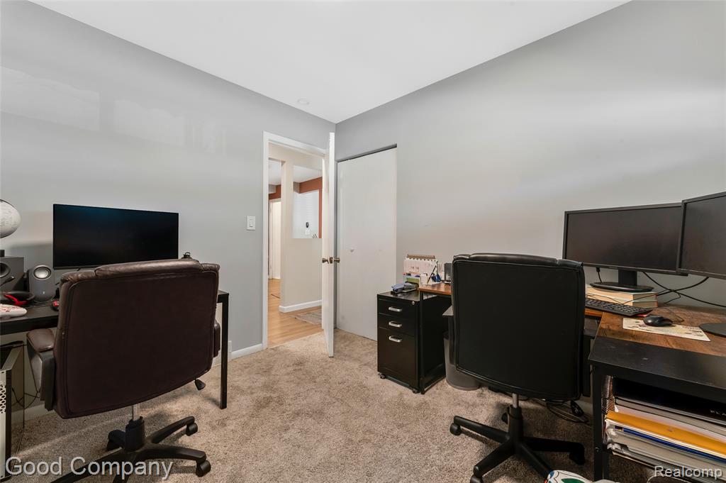 28748 Herbert Street, Madison Heights, MI 48071 — Photo 17