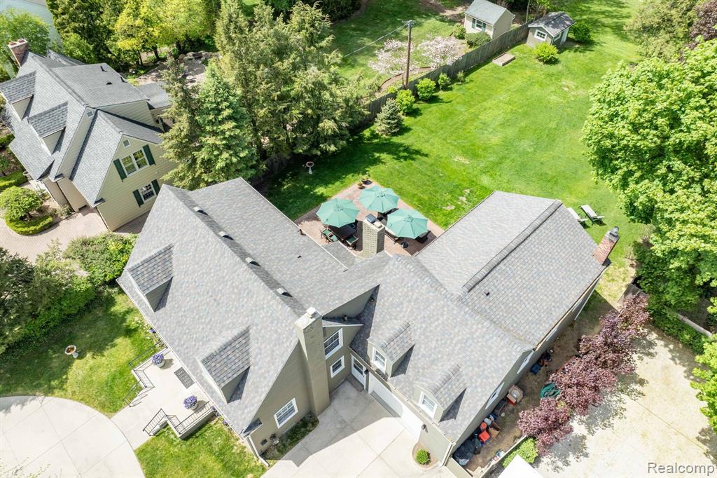 950 W LINCOLN Street, Birmingham, MI 48009 — Photo 10