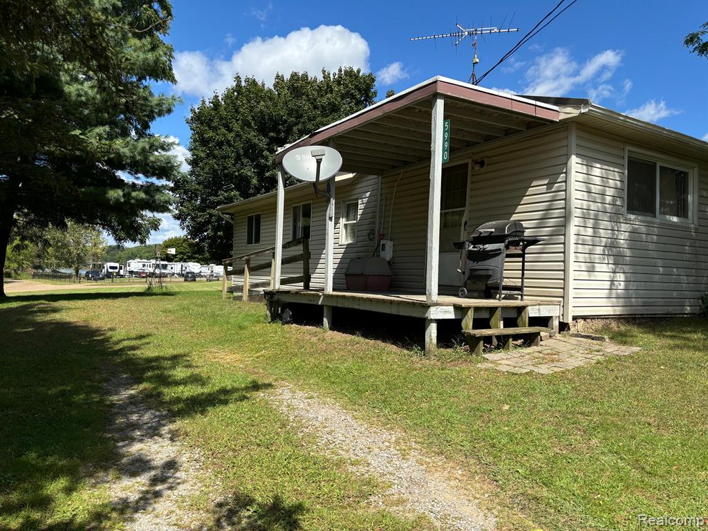 5990 FOREST Avenue, Otter Lake, MI 48464 — Photo 2