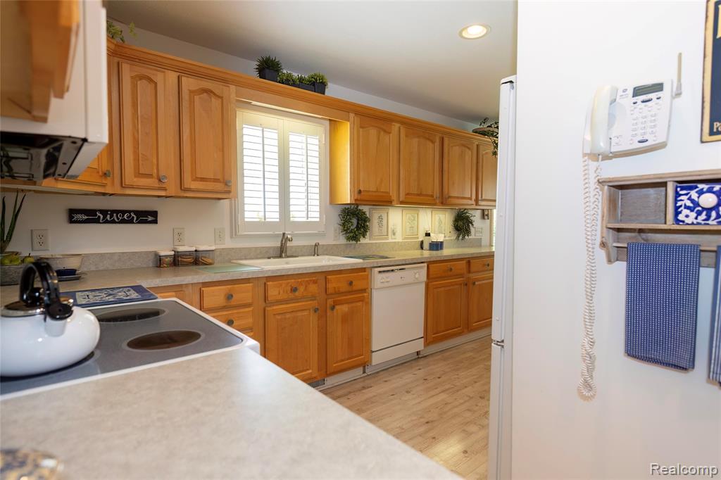 9755 Ford Street, Algonac, MI 48001 — Photo 10