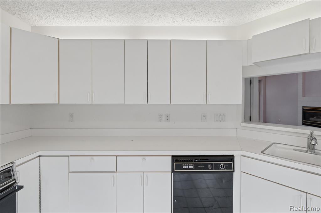 5071 June Drive, Almont, MI 48003 — Photo 13