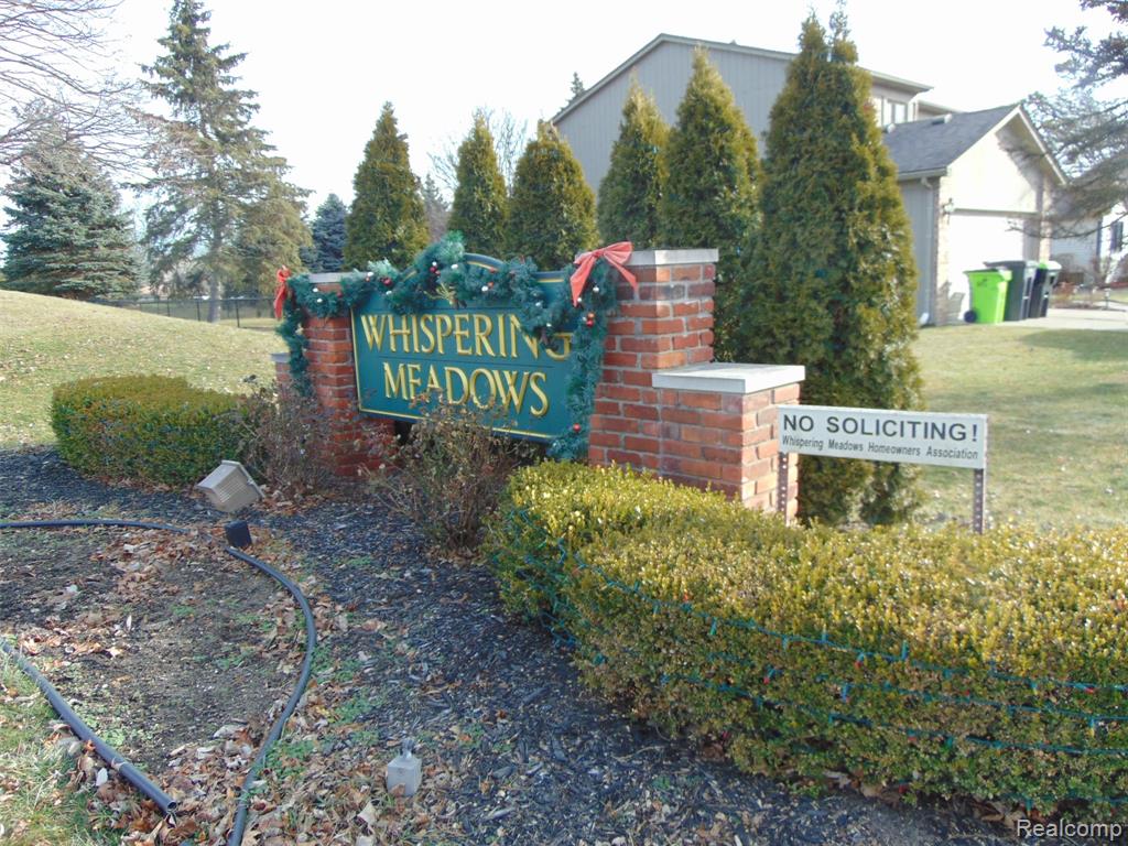 40601 LADENE Lane, Novi, MI — Photo 15