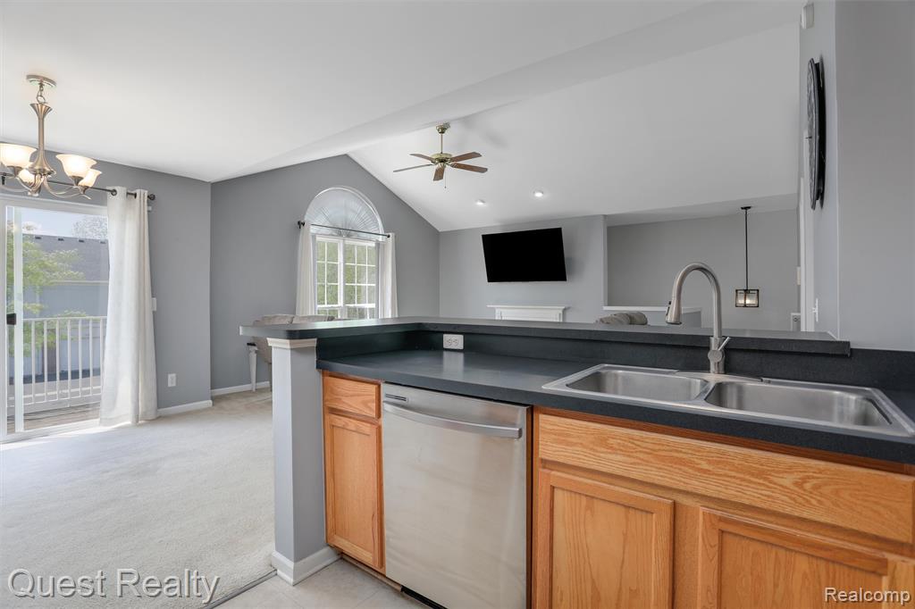 51558 Stern Lane, New Baltimore, MI — Photo 14