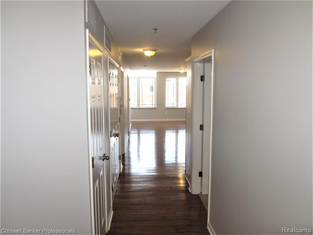614 E Eleven Mile Road, Royal Oak, MI 48067 — Photo 10