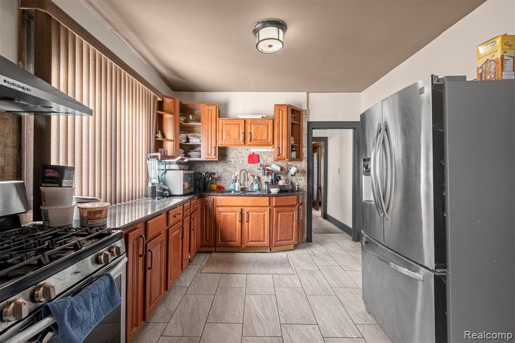 7658 Appoline Street, Dearborn, MI 48126 — Photo 16