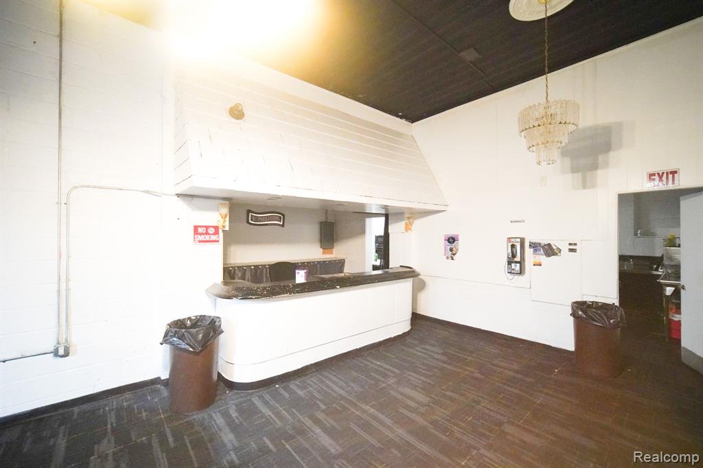 10820 WHITTIER Street, Detroit, MI 48224 — Photo 18