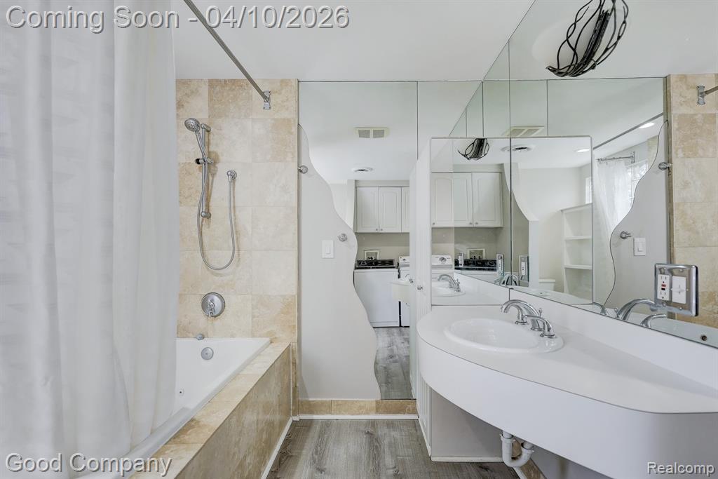 703 Gardenia Avenue, Royal Oak, MI 48067 — Photo 28