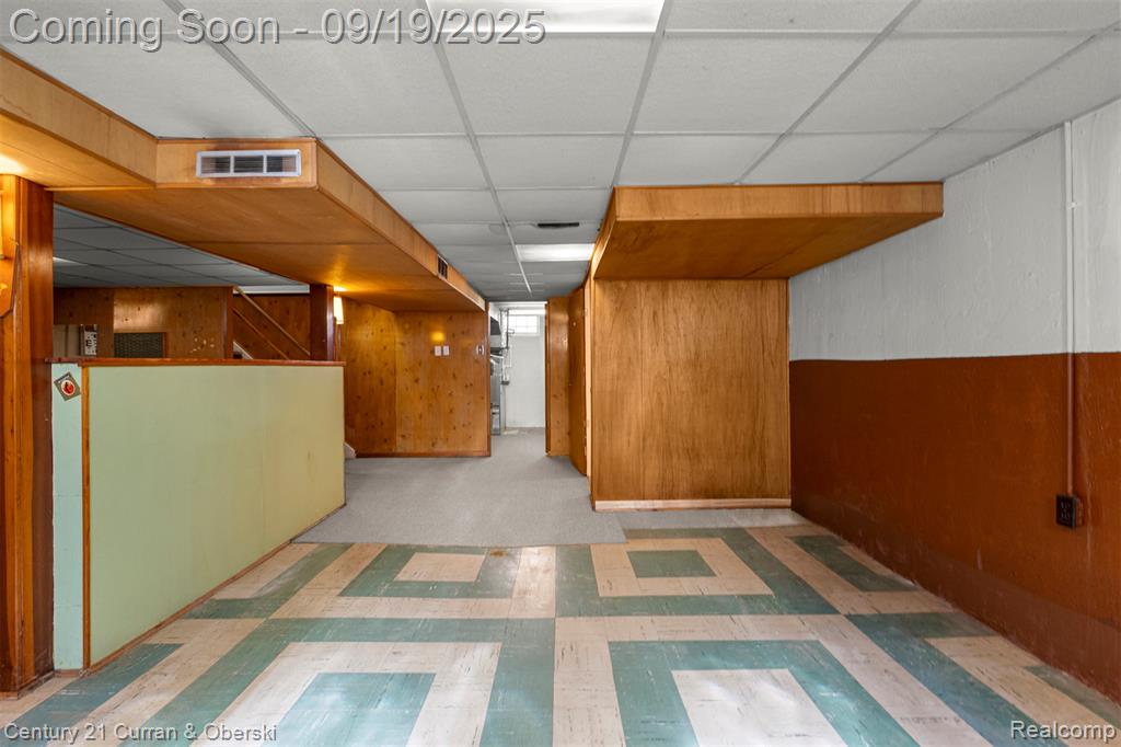 9001 Leverne, Redford, MI 48239 — Photo 30