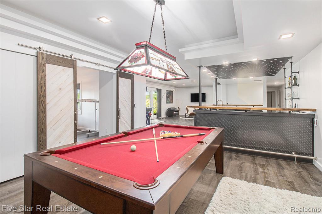 7025 Dandison Boulevard, West Bloomfield, MI 48324 — Photo 45