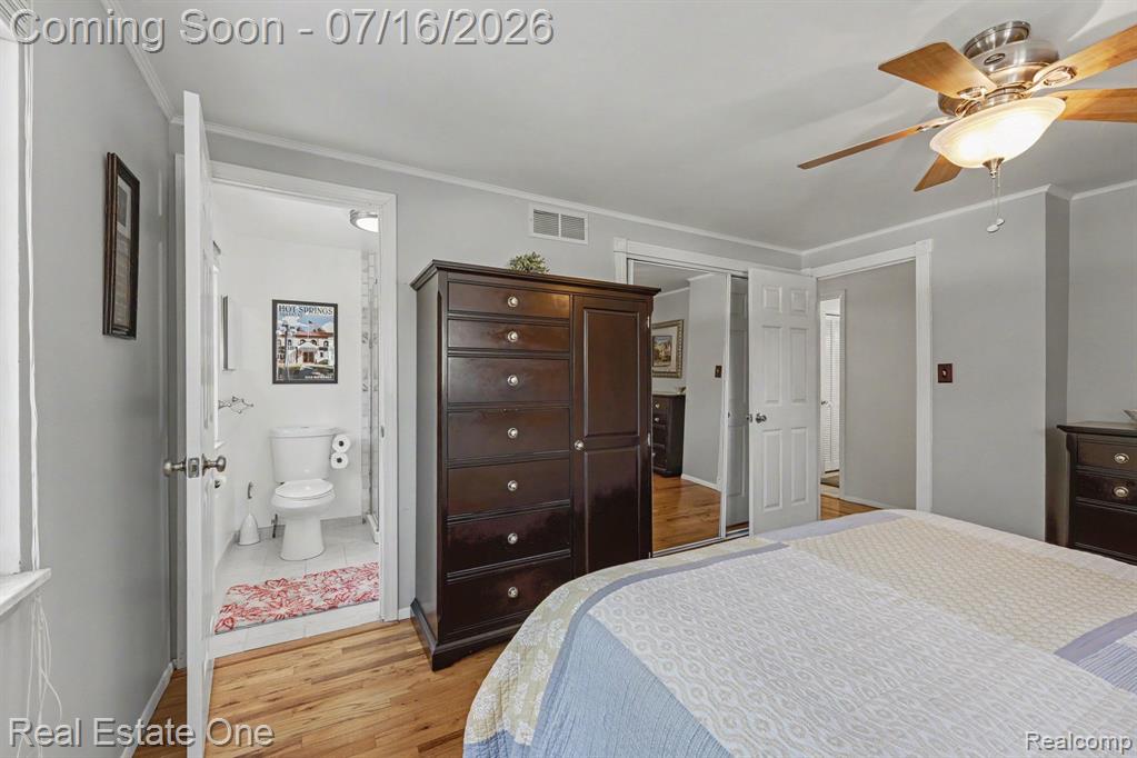 4255 Greensboro Drive, Troy, MI 48085 — Photo 11