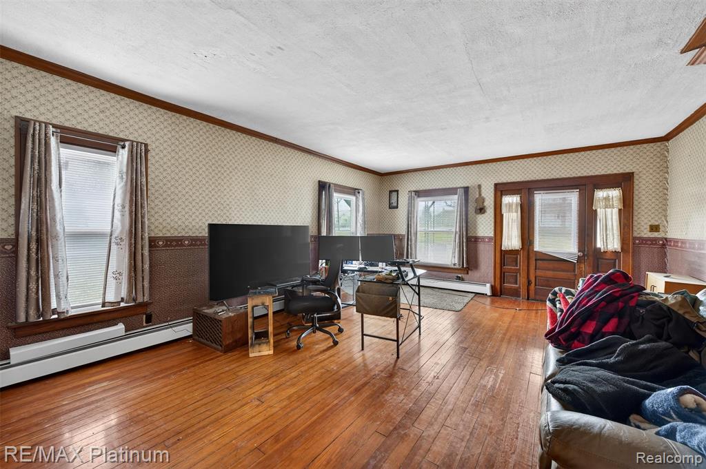 215 Washington Street, Byron, MI 48418 — Photo 10