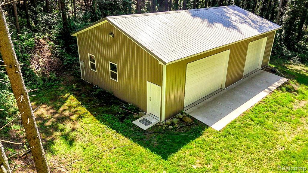 9245 PINE KNOB Road, Clarkston, MI 48348 — Photo 55