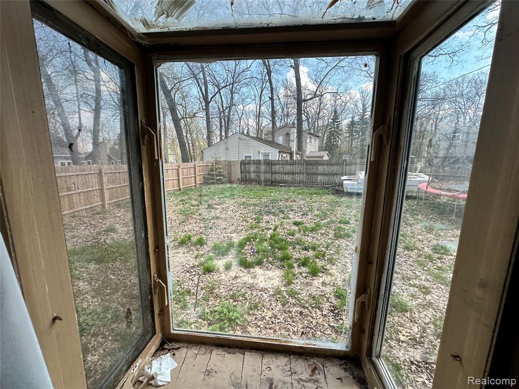 235 Woodbine Drive, Milford, MI 48380 — Photo 33