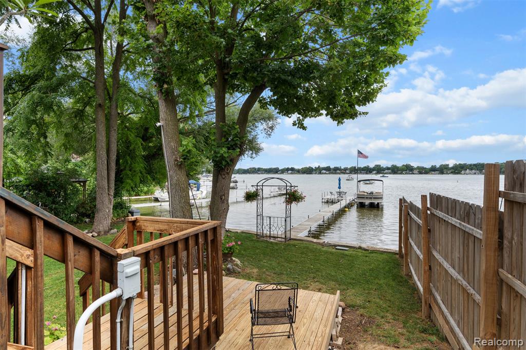 4616 Cass Elizabeth Road, Waterford, MI 48328 — Photo 48