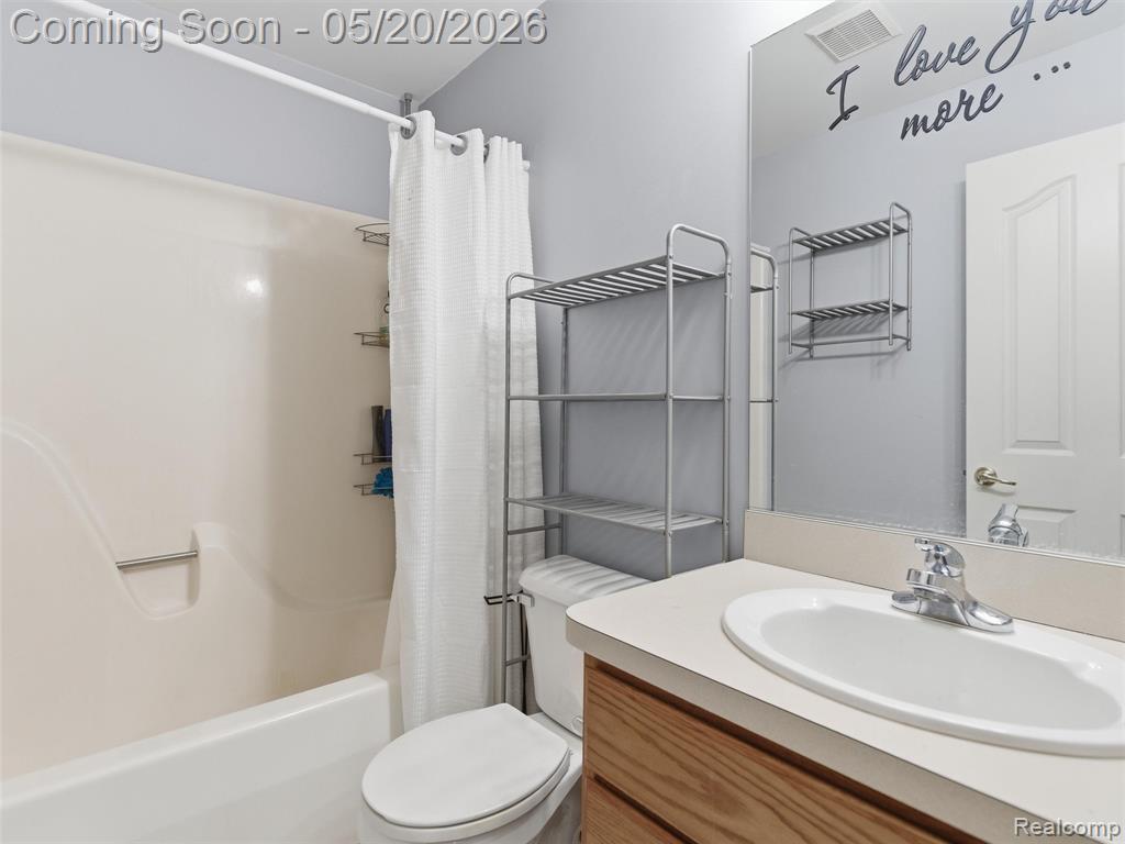 3368 Mill Lake Road, Lake Orion, MI — Photo 23