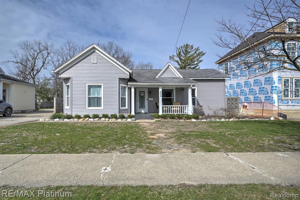 604 S LEROY Street, Fenton, MI 48430 — Photo 34