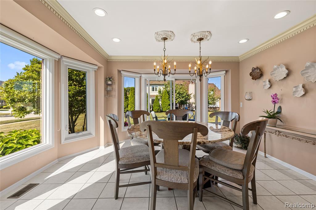 43505 Austin Drive, Sterling Heights, MI 48314 — Photo 17