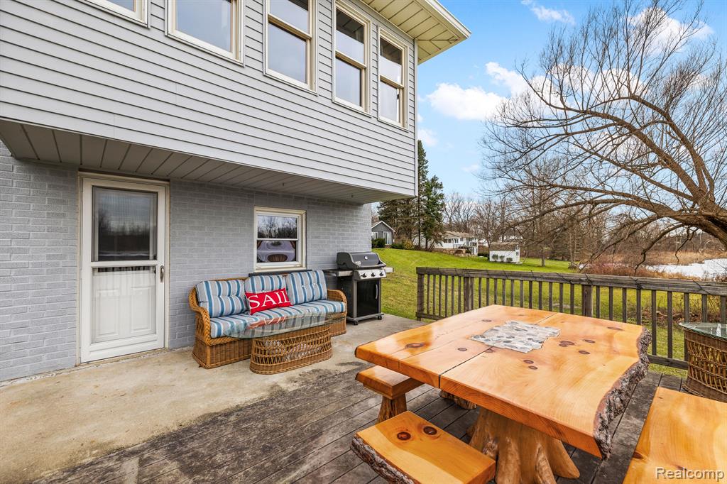 3529 Lakeview Drive, Ortonville, MI 48462 — Photo 15