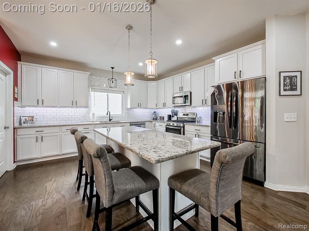 337 Beaver Run, Holly, MI, 48442