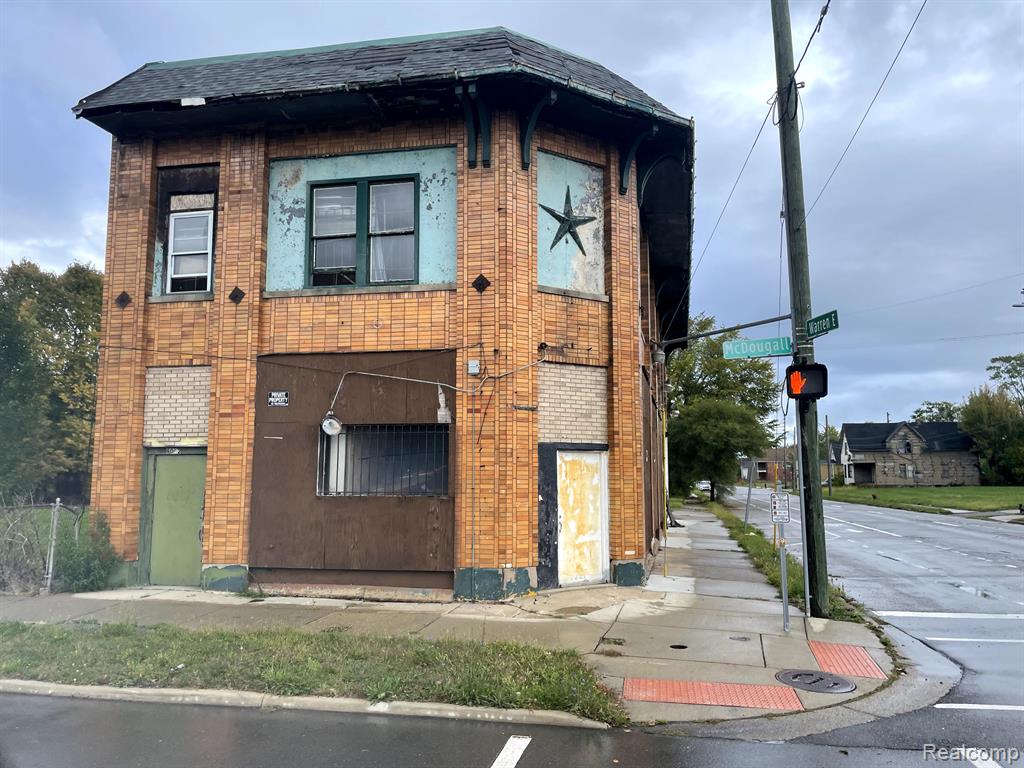 5000 MCDOUGALL Street, Detroit, MI 48211 — Photo 2