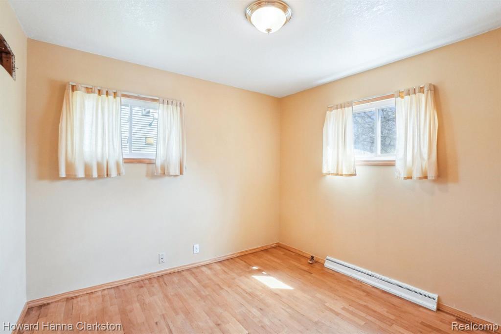 967 Darling Street, Flint, MI 48532 — Photo 9