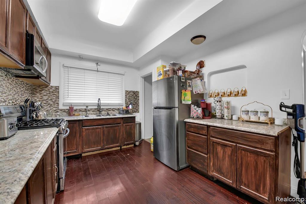7349 Warwick Street, Detroit, MI 48228 — Photo 6