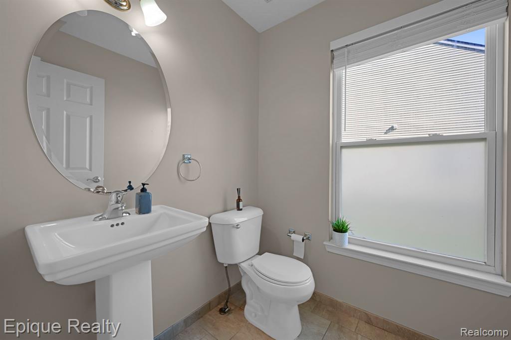 1735 Savannah Lane, Superior, MI 48198 — Photo 16
