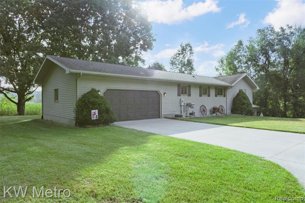 355 Dockham Road, Columbiaville, MI 48421 — Photo 27