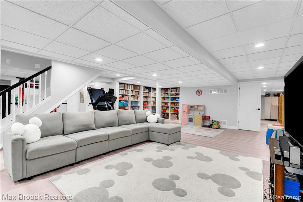 5536 Whitfield Drive, Troy, MI 48098 — Photo 43