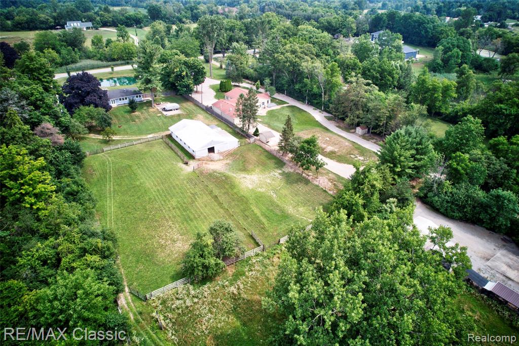 10268 7 Mile Road, Northville, MI 48167 — Photo 43
