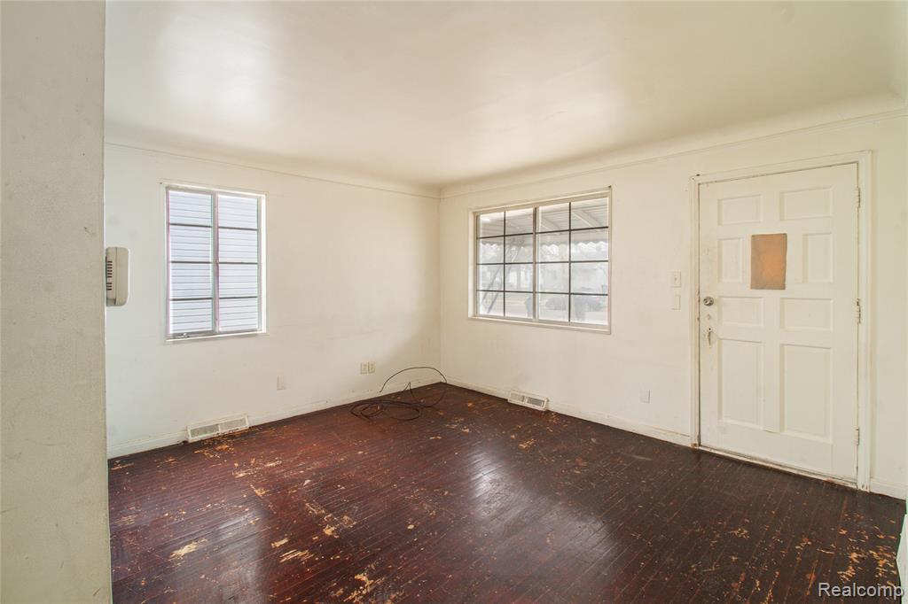 5298 Neff Avenue, Detroit, MI 48224 — Photo 5