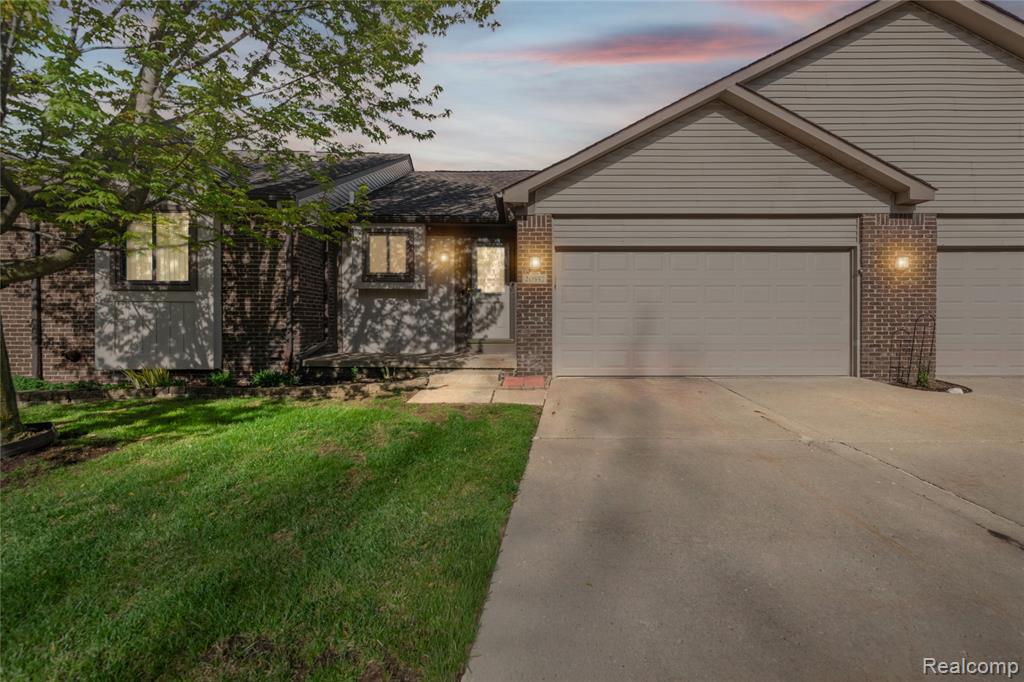 20557 Longwood Drive, Clinton Twp, MI 48038 — Photo 2