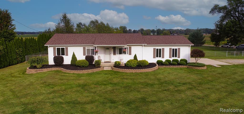 1017 Squaw Creek Road, Fostoria, MI 48435 — Photo 6