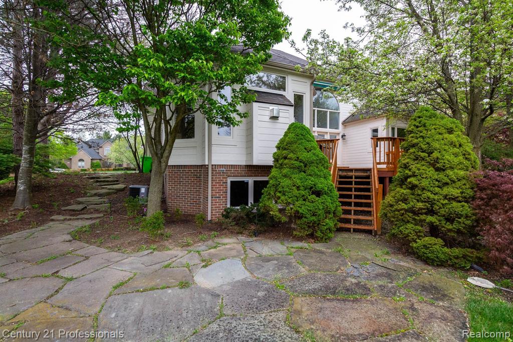 685 Dornoch Drive, Ann Arbor, MI 48103 — Photo 56