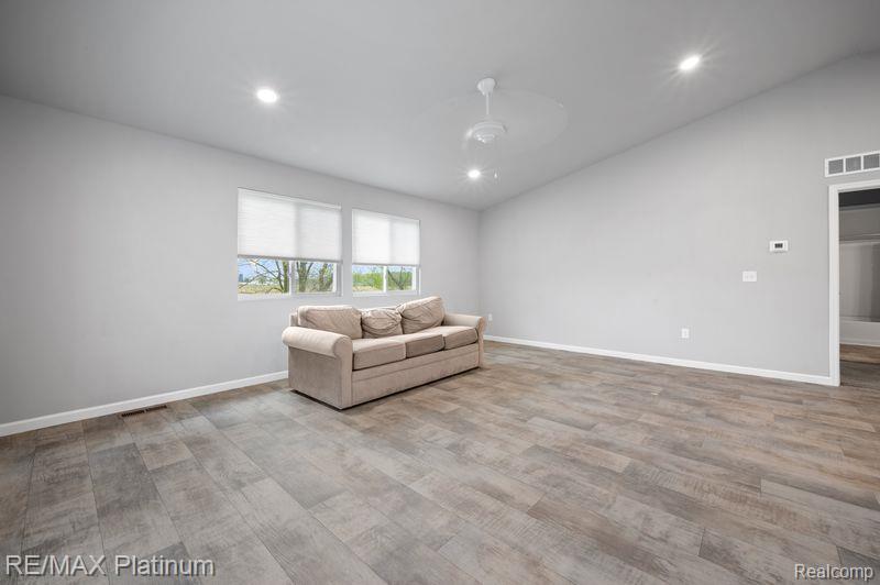 2869 W Sycamore River Drive, Fowlerville, MI 48836 — Photo 10