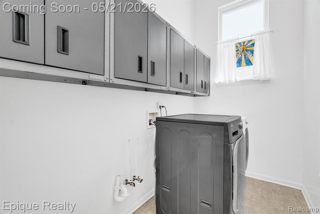 43040 Emerson Way, Novi, MI 48377 — Photo 28